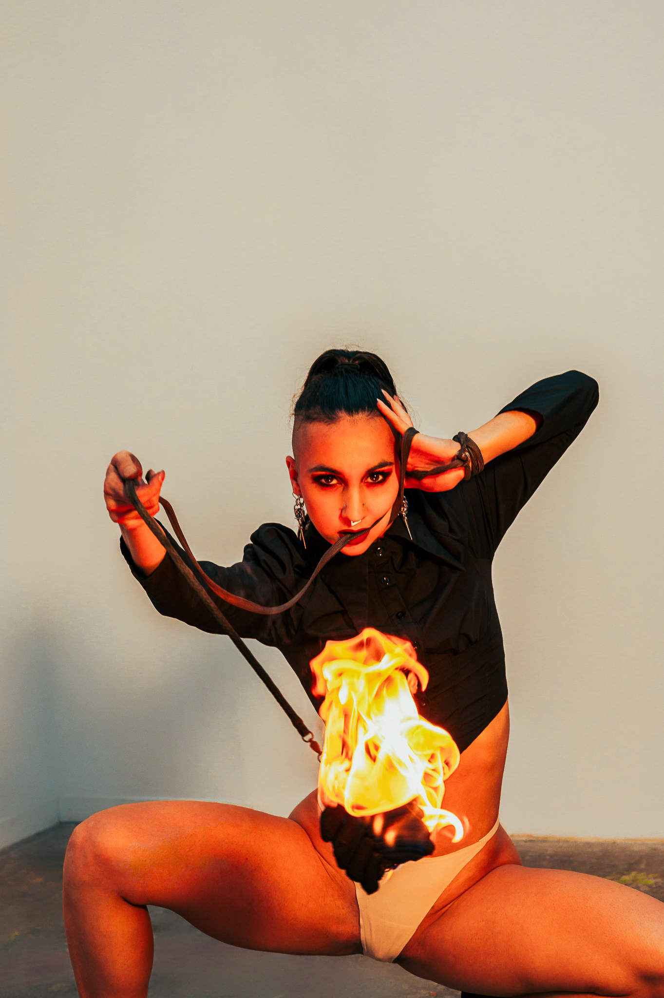 Portrait d’Olivia Verner, artiste de Feu et danseuse contemporaine engagée
